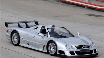 سيارة مرسيدس بنز AMG CLK GTR تعرض في مزاد