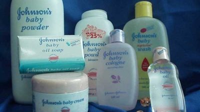 بالصور.. حقيبة المولود لاستقبال طفلك الجديد