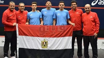 برعاية «التجاري الدولي» منتخب الإسكواش للناشئين بطلا للعالم (صور)