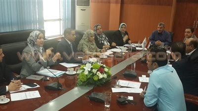 رئيس هيئة التنمية الصناعية يبحث مشاكل «المستلزمات الطبية»