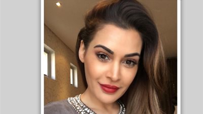 شاشي نايدو.. السمراء الممنوعة من دخول فلسطين (فيديو وصور)