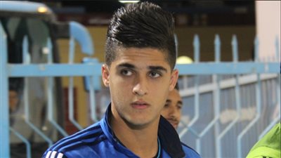 أحمد الشيخ يتعرض لأزمة صحية في طائرة العودة من المغرب