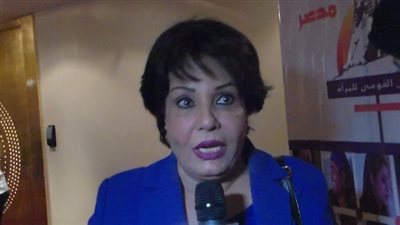 فردوس عبد الحميد: مي عمر مجتهدة ومخرج الأسطورة لم يجاملها