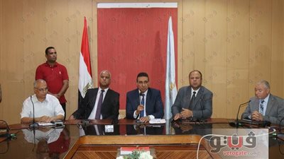 رئيس جهاز شئون البيئة يصل كفر الشيخ لبحث مواجهة حرق قش الأرز