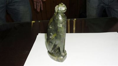 ضبط «تمثال أثري» بحوزة سائق في بني سويف