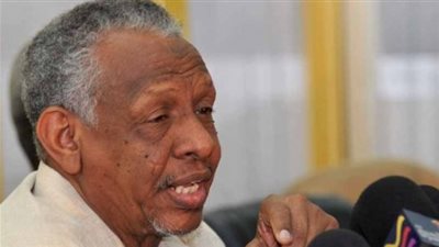 الأمين العام لمجلس الأحزاب السياسية الأفريقية يصل القاهرة