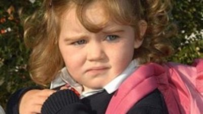 5 خطوات تخلص طفلك من خوف الذهاب إلى المدرسة