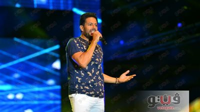 بالصور.. حماقي يدعم الموهوبين في حفل العين السخنة