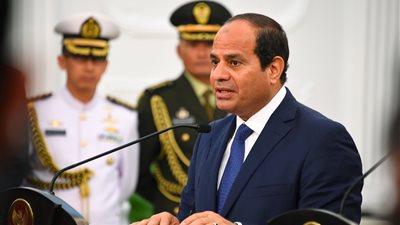 رسائل السيسي للعالم من الصين: مشروعاتنا تحفز الاقتصاد وتوفر وظائف.. درسنا نماذج للإصلاح الاقتصادي.. مجموعة مشروعات جديدة للنهوض بالسياحة.. نسعى لخفض معدل التضخم.. وشعبنا أثبت وعيه بحجم التحدي