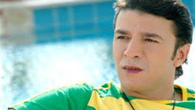 مصطفى كامل ينفى تصوير «يا ساتر» كليب