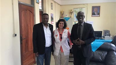 سفيرة مصر في بوروندي تفتتح المركز المصري لحديثي الولادة بنجوزي