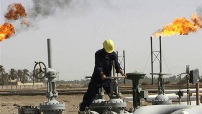 ستاندرد آند بورز: إنتاج قطر من النفط يتراجع