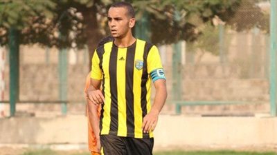أحمد الشيمي لاعب المقاولون يحصل على أول إنذار في بطولة الدوري