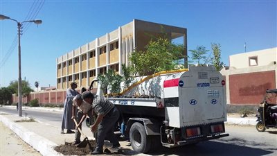 رفع 30 طن قمامة ومخلفات صلبة وأتربة في حملة أمنية بجهينة (صور)