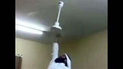 بالفيديو.. خليجي يوقف مروحة