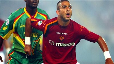 «ميدو» يفتح خزائن أسراره لـ«روما»: يجب أن يستمر محمد صلاح أطول فترة في نادي العاصمة الإيطالية.. لو كنت مدربا لـ«الذئاب» لتعاقدت مع «ميسي».. و«4–3–3» أ