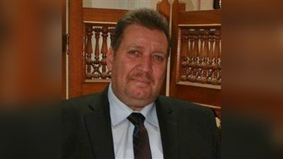 رئيس حي الزيتون يتابع الخدمات الصحية بـ«المركز الطبي» خلال العيد