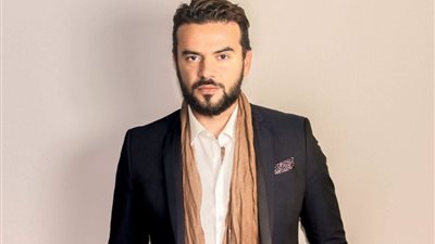 ساموزين يبدأ تصوير «تحت المطر» بعد إجازة عيد الأضحى