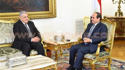 «السيسي» يشيد بجهود «محلب» في المشروعات القومية