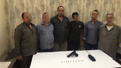 ضبط ٦ أشخاص انتحلوا صفة رجال شرطة وخطفوا قهوجي في حلوان