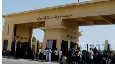 ترحيل 14 فلسطينيًا لدخولهم البلاد بطرق غير مشروعة