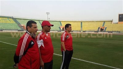 «البدرى» يجتمع بمعاونيه لتحديد طرف ودية نوفمبر