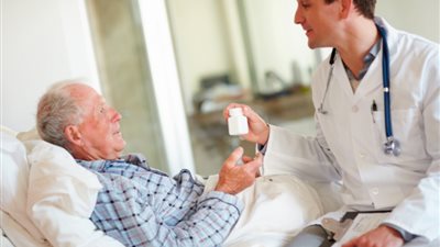 طبيب الحي والعلاج الاشتراكي أنظمة صحية عام 1958