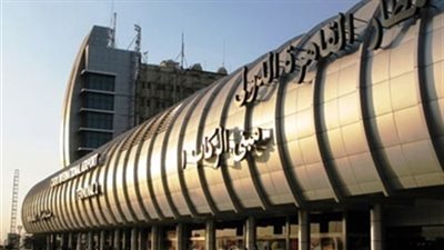 أمن مطار القاهرة يرحل عضوين من 