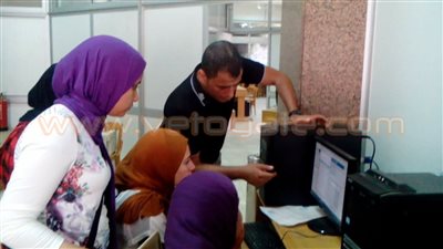 بالصور.. إقبال ضعيف في اليوم الثالث لتسجيل الرغبات بجامعة حلوان