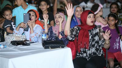 بالصور.. أوكا وأورتيجا يشعلان حفلهما على مسرح بالم سوما بالغردقة