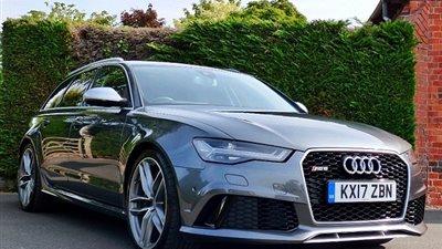 الحياة الزوجية تدفع الأمير هاري لبيع سيارته الفخمة (صور)