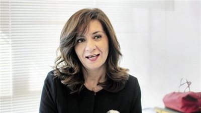 وزيرة الهجرة: المركزي وافق على تقسيط جمارك سيارات المغتربين