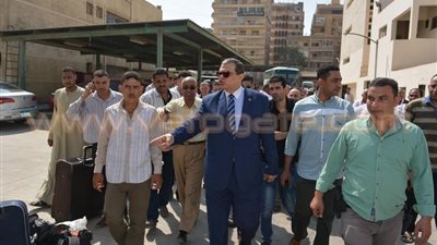 بالصور.. وزير القوى العاملة يودع فوج عمالة الحج لخدمة ضيوف الرحمن