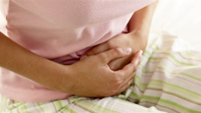 الدش المهبلي يصيب بالحساسية والالتهابات