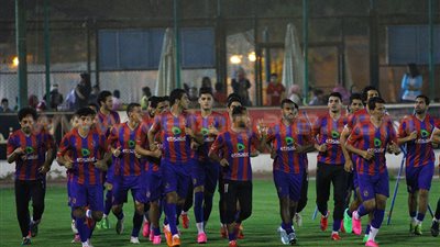 بالصور.. متعب وعاشور ينتظمان في مران الأهلي