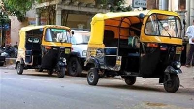 أهالي سمعان يضبطون «توك توك» به شاشات عرض مسروقة بكفر صقر