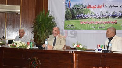 انطلاق حملة زراعة مليون شجرة مثمرة بالبحر الأحمر (صور)