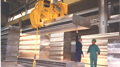 ضخ 150 طن كيروسين لمجمع الألومنيوم بنجع حمادى