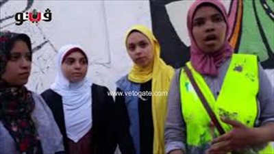 «فتيات بدرجة مقاتلات».. يعملن في الحر لرد جميل الوطن (فيديو)
