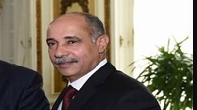 وزير الطيران: ملف أمن المطارات على رأس أولوياتي