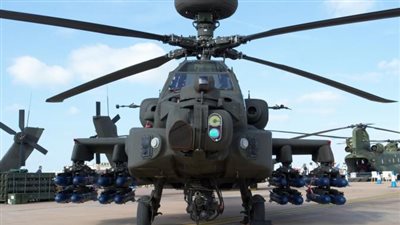 السعودية تتسلم الدفعة الأولى من طائرات «الأباتشي» لمواجهة «داعش»