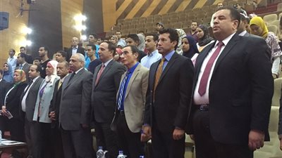 وزير الشباب وعمارة يحضران حفل تكريم أوائل الثانوية العامة (صور)