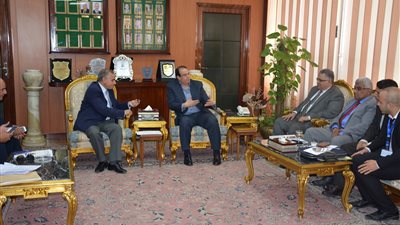 محافظ الدقهلية: دراسة إمكانية تمويل بنك التنمية الصناعية للمشروعات