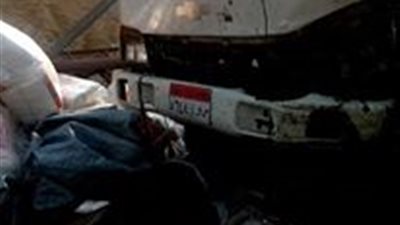 بالصور.. إصابة شخصين في انقلاب سيارة أعلى كوبري إيتاي البارود