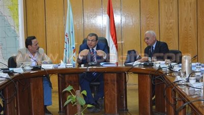 بالصور.. 54 مليون جنيه إعانات لـ237 ألف عامل بـ1202 منشأة متعثرة