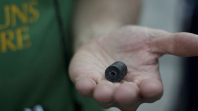 «أطباء»: الرصاص المطاطي يسبب أضرارا بالغة في الأنسجة الحية