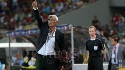 أيمن يونس: أداء كوبر تقليدي