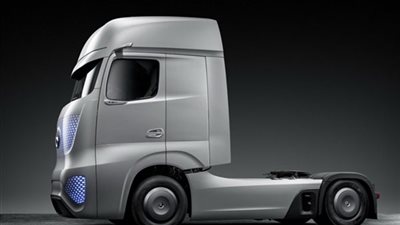 بالفيديو والصور.. مرسيدس تعرض شاحنة المستقبل ذاتية القيادة