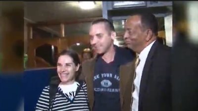 أول فيديو للصحفية الهولندية المختطفة باليمن