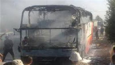 حريق يلتهم أتوبيسا أعلى الطريق الدائري